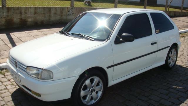 VW Gol 1.6 AP 1997 com direção hidráulica - Foto 8