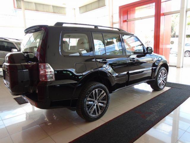 Pajero HPE Full 3.2 4x4 T.I.Dies. 5p Aut zero Km - Foto 9