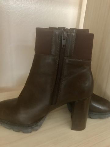 Bota em couro Carmem Steffens - Foto 4