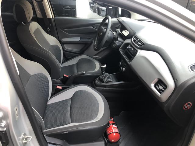 Chevrolet Onix LT 1.0 Prata 2015 - Foto 7