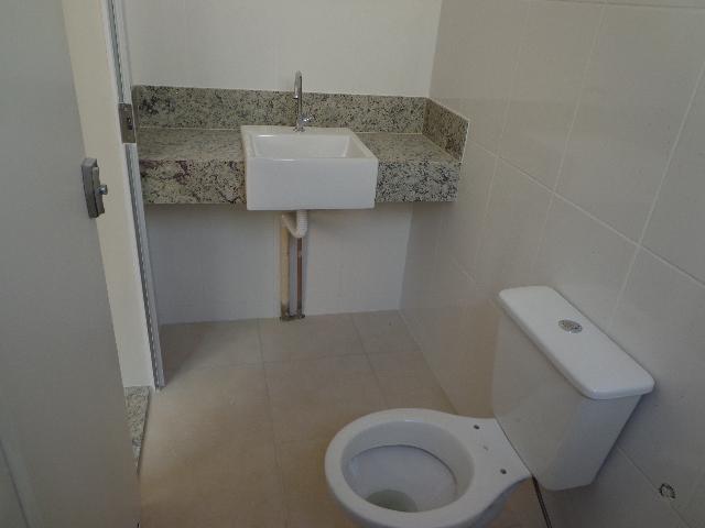 Apartamento com aproximadamente 72,80 m² com sala para 2 ambientes, 03 quartos sendo 01 su - Foto 6