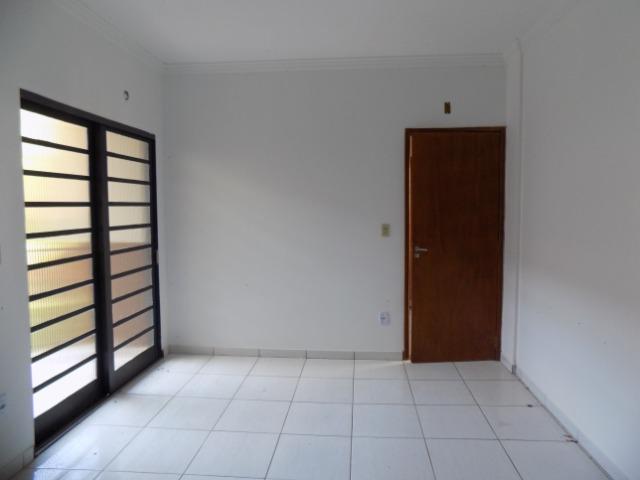 Vendemos Excelente Apto no Cond. Atenas (Térreo) - Foto 7