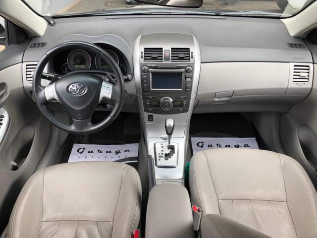 Corolla 2.0 XEI - absolutamente impecável - kit multimídia - Foto 5