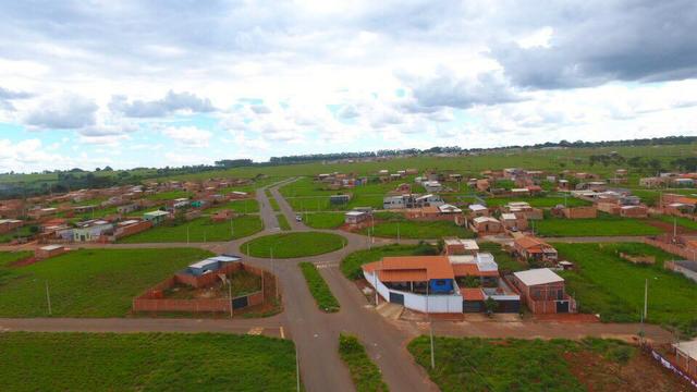 Sem Entrada- lote de 250m2 asfalto e Ganhe um Milheiro de Tijolos !em Senador Canedo - Foto 11