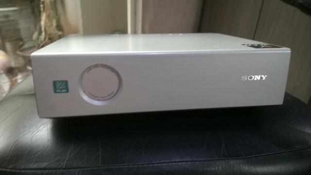 Projetor Sony VPL-ES2 (Usado)