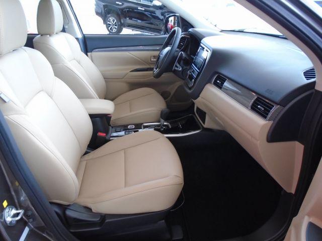 MITSUBISHI OUTLANDER HPES 3.0 AWD - Foto 4