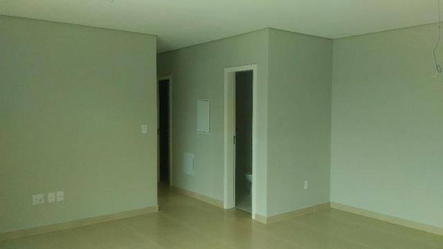 Residencial Acrópolis, Lindo Apto de frente para o Shopping (Promoção Black November) - Foto 3