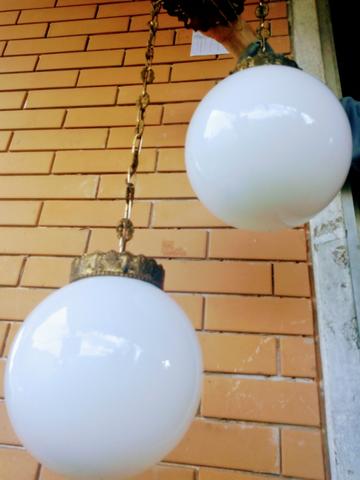Lustre de opalina com bronze