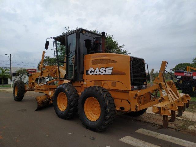 Motoniveladora CASE 845
