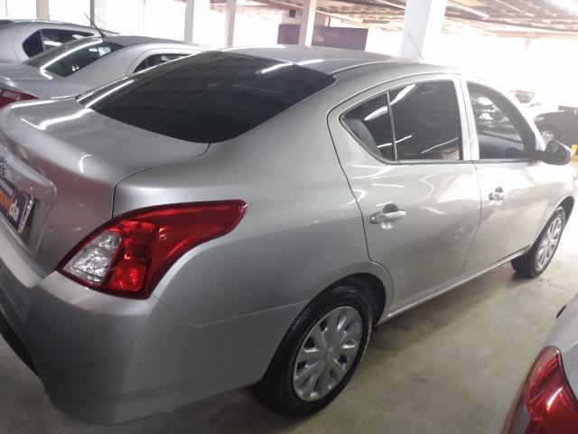 Nissan Versa 1.0 - Foto 4
