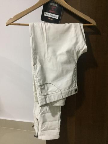 Calça de couro