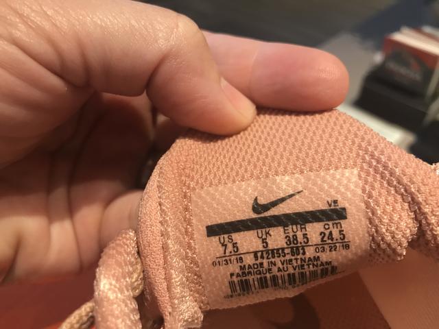 Tênis Nike novo na caixa - Foto 2