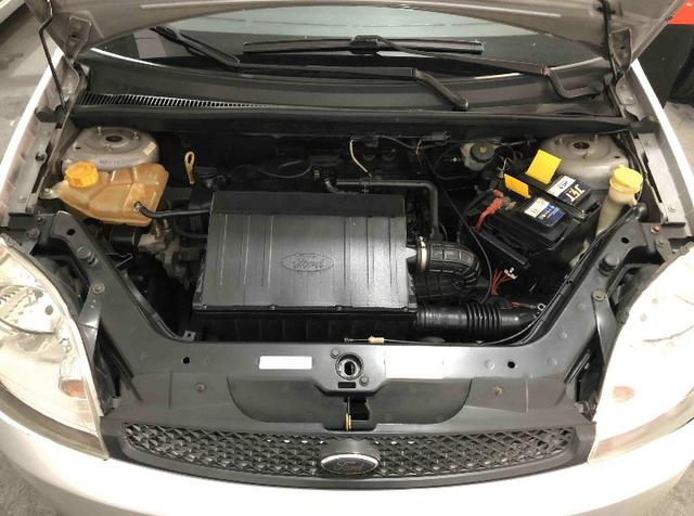 Ford Fiesta 1.0 8v Personnalite 2004 - Foto 6