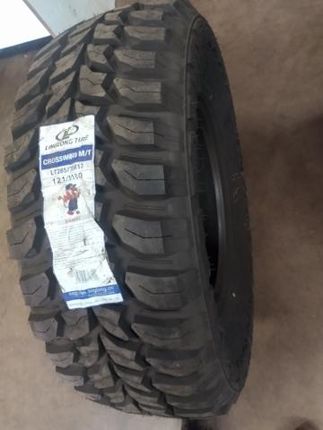 Pneu 285/70r17