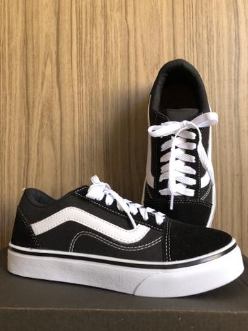 Tênis Vans Old Skool
