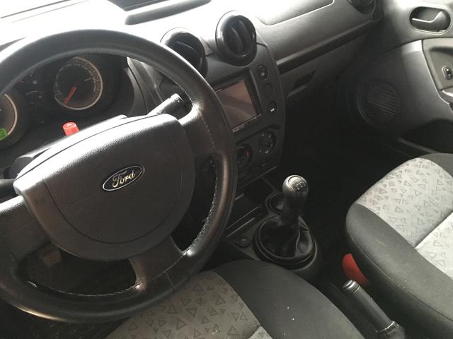 Ford Fiesta Sedan 1.6 - Flex - Completo - Foto 4