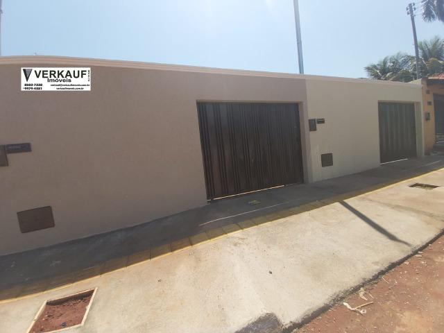 Casa 2 quartos - res Center ville - Goiânia / Go