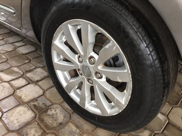 Kia Carens 2.0 Aut. 7 lug 11/12 completa - Foto 5