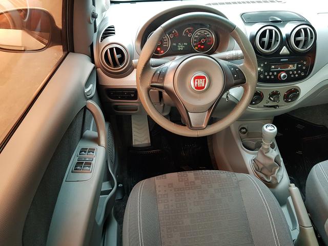 Fiat Palio attractive 1.4 Itália 2014 - Foto 13