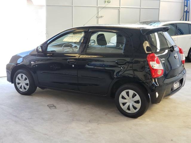 Toyota Etios X 1.3 HB completíssimo, impecavel