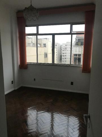Excelente apartamento com 2 quartos, vaga e dependências no Flamengo! - Foto 10