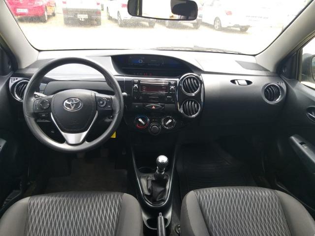 Etios Toyota SD XS 1.5 - Foto 4