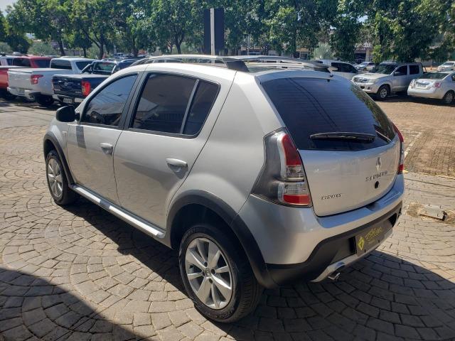 Sandero 20102/2012 - 82.000KM - 27.900,00 - Foto 7