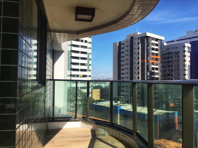 MB - Apartamento alto padrão, 3 quartos 118m², 2 suítes, com armários fixos