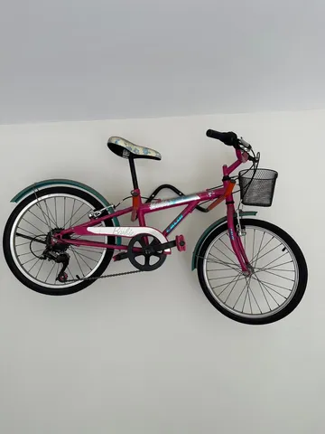 Boneca barbie com bicicleta  +16 anúncios na OLX Brasil