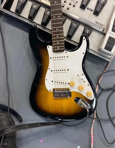 Troco celular por guitarra  +258 anúncios na OLX Brasil