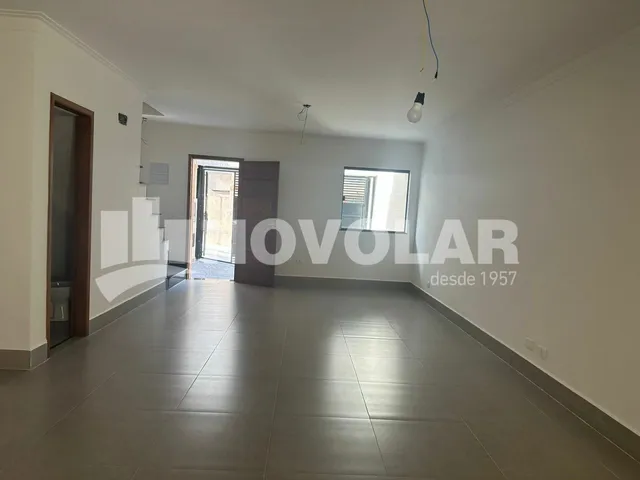 Sobrados novos com 3 suítes, sala ampla com cozinha conjugada. Em excelente Localização.
