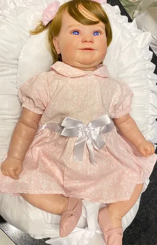 Boneca Bebé Reborn 55cm em Vinil com acessórios, feito a mão, recém  nascido, olhos abertos