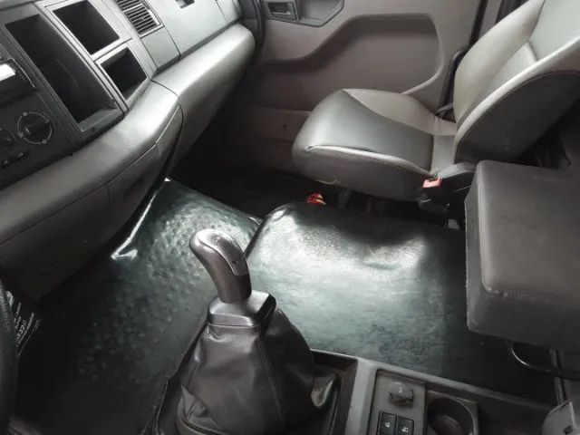 Caminhão Volkswagen - Constellation 33.460 - 2021 - Foto 4