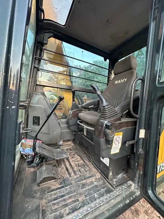 Mini Escavadeira Sany SY75C 2012  - Foto 6