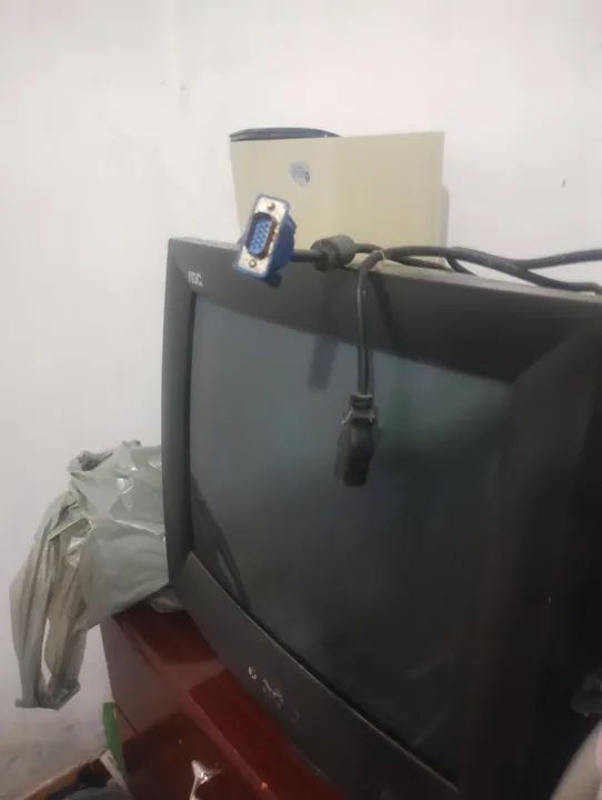 Vendo Monitor de 17 polegadas para Computador  - Foto 2