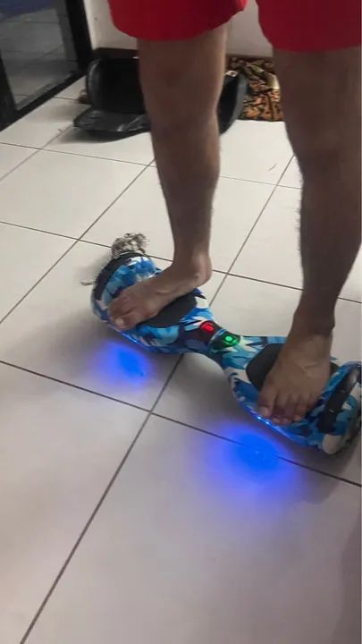 Hoverboard com Luzes LED - Diversão garantida! - Foto 2