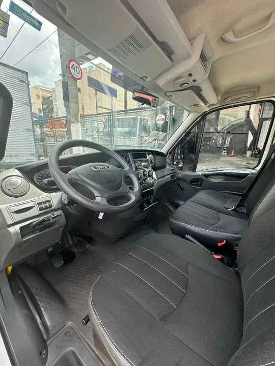 Iveco daily 35s14 2017 raridade!! - Foto 13