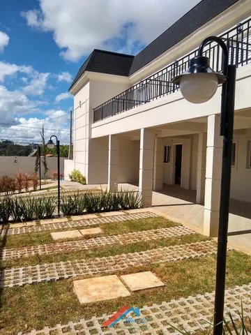 Sobrados novos na Zona Leste