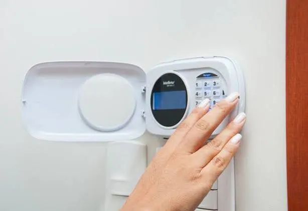 Instalação de câmeras, alarmes e cerca eletrica - Foto 3