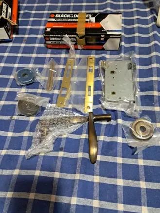 Fechadura em Aço Black & Decker para Banheiro - Foto 6