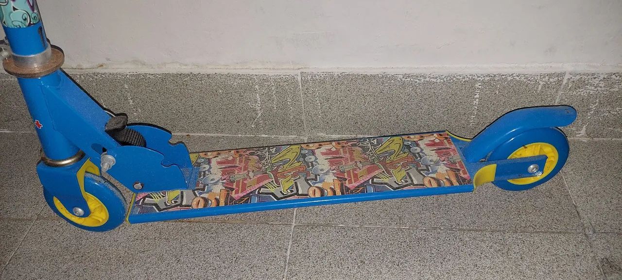 Patinete infantil com guidão de espuma - Foto 4