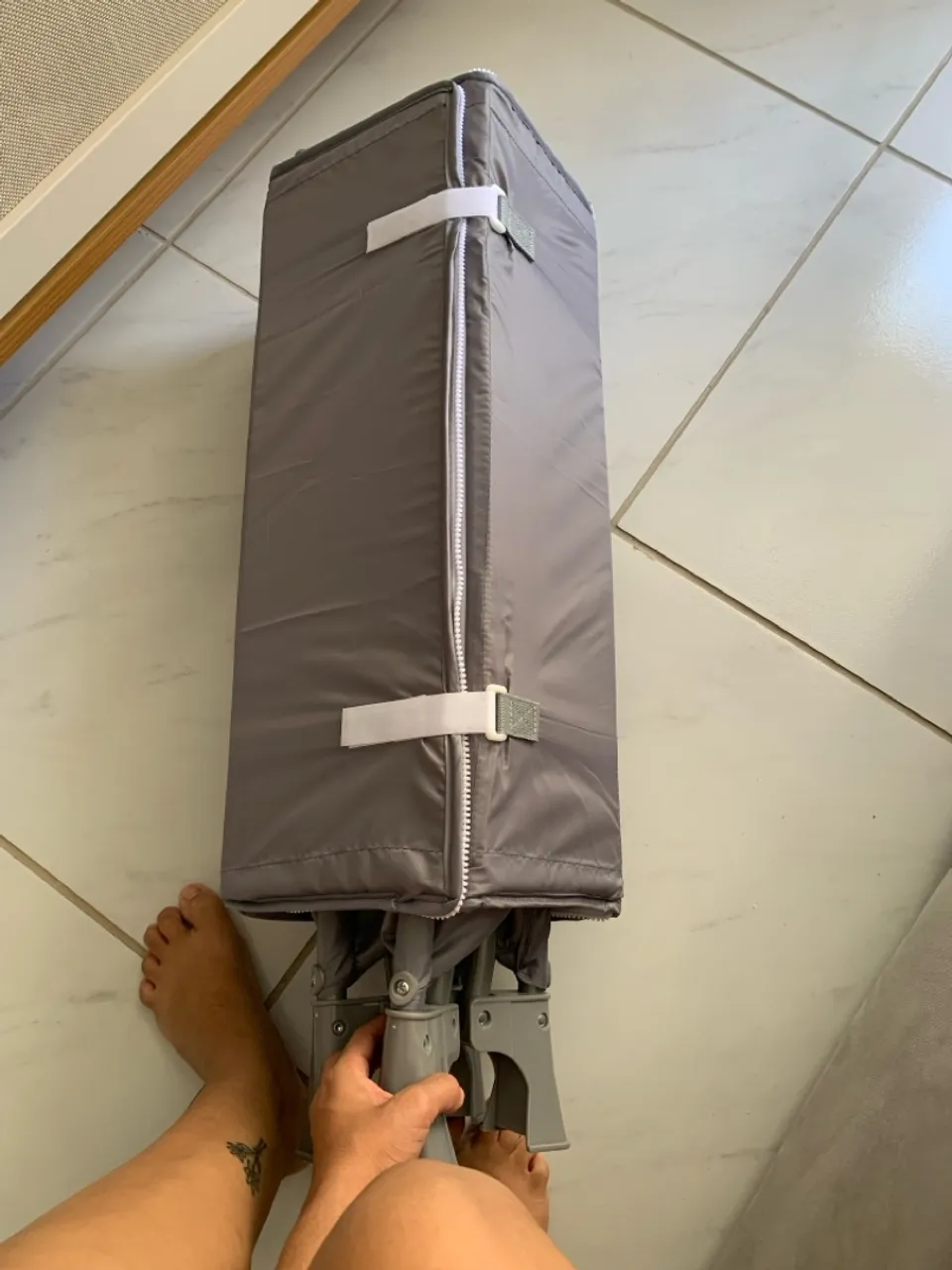 Berço Portátil Compacto e Prático Burigotto