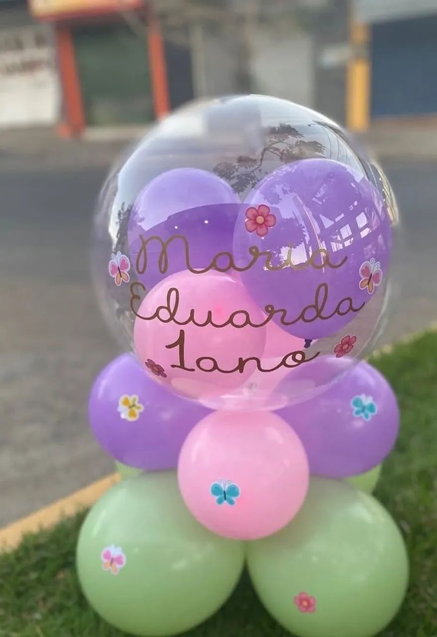 Arranjo de balões personalizado 