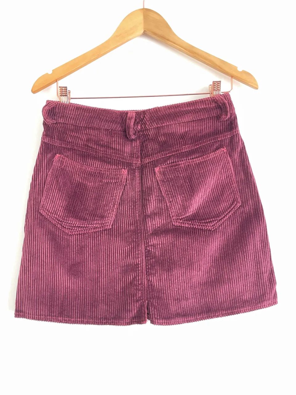 Saia curta 36 / 38 veludo bordô  - Foto 4