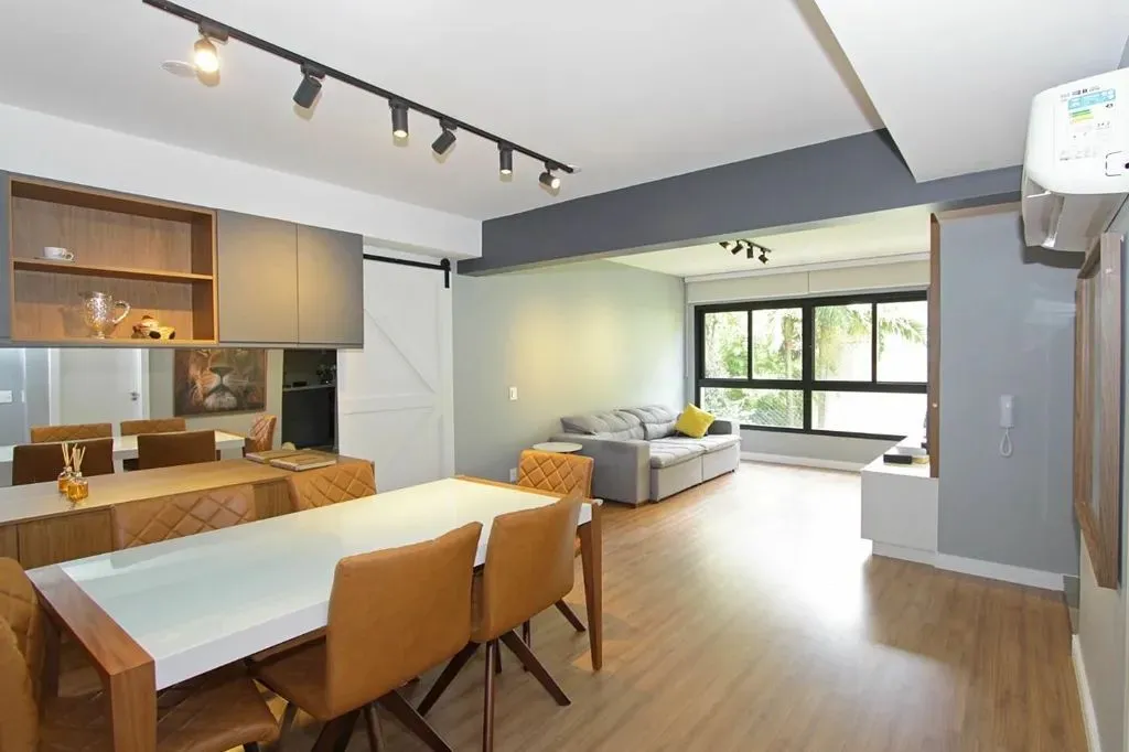 Apartamento de 101.0m² no bairro Menino Deus, com