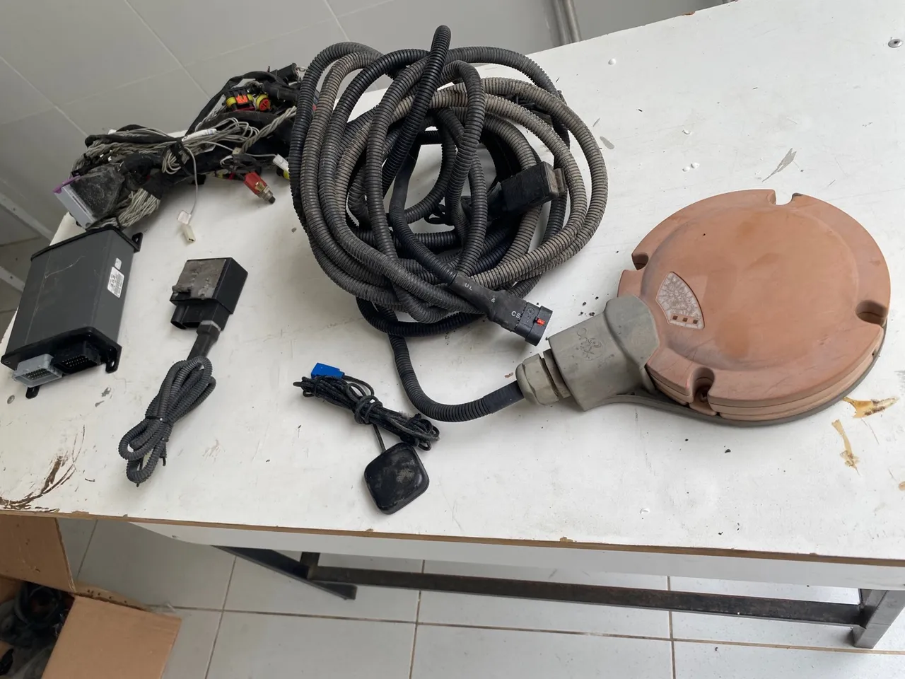 Peças para caminhão: rastreadores / peças