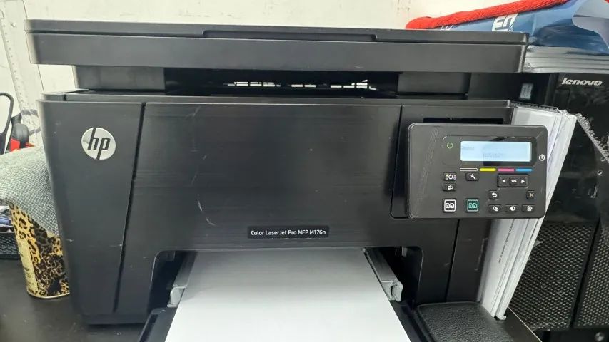 Impressora HP color laserjet Pro MFP M176 - Foto 2