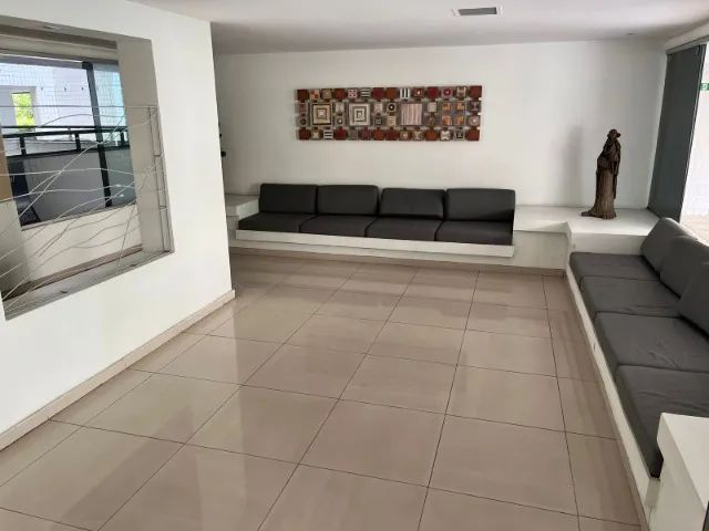 Apto nascente no Edf. Lajedo, na 2ª quadra da praia de Ponta Verde - Foto 2