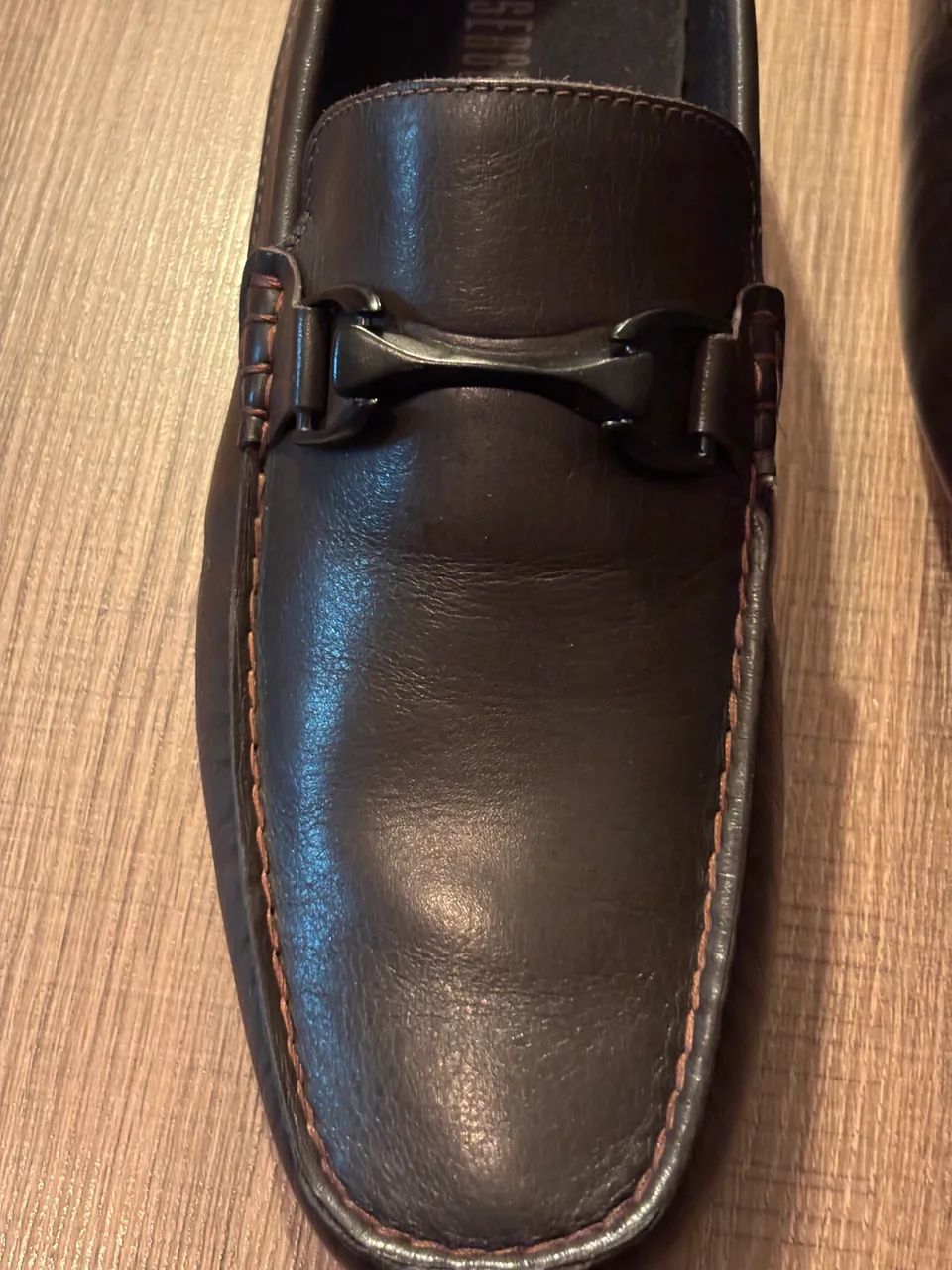 Sapato de couro Sergios novo - Foto 2