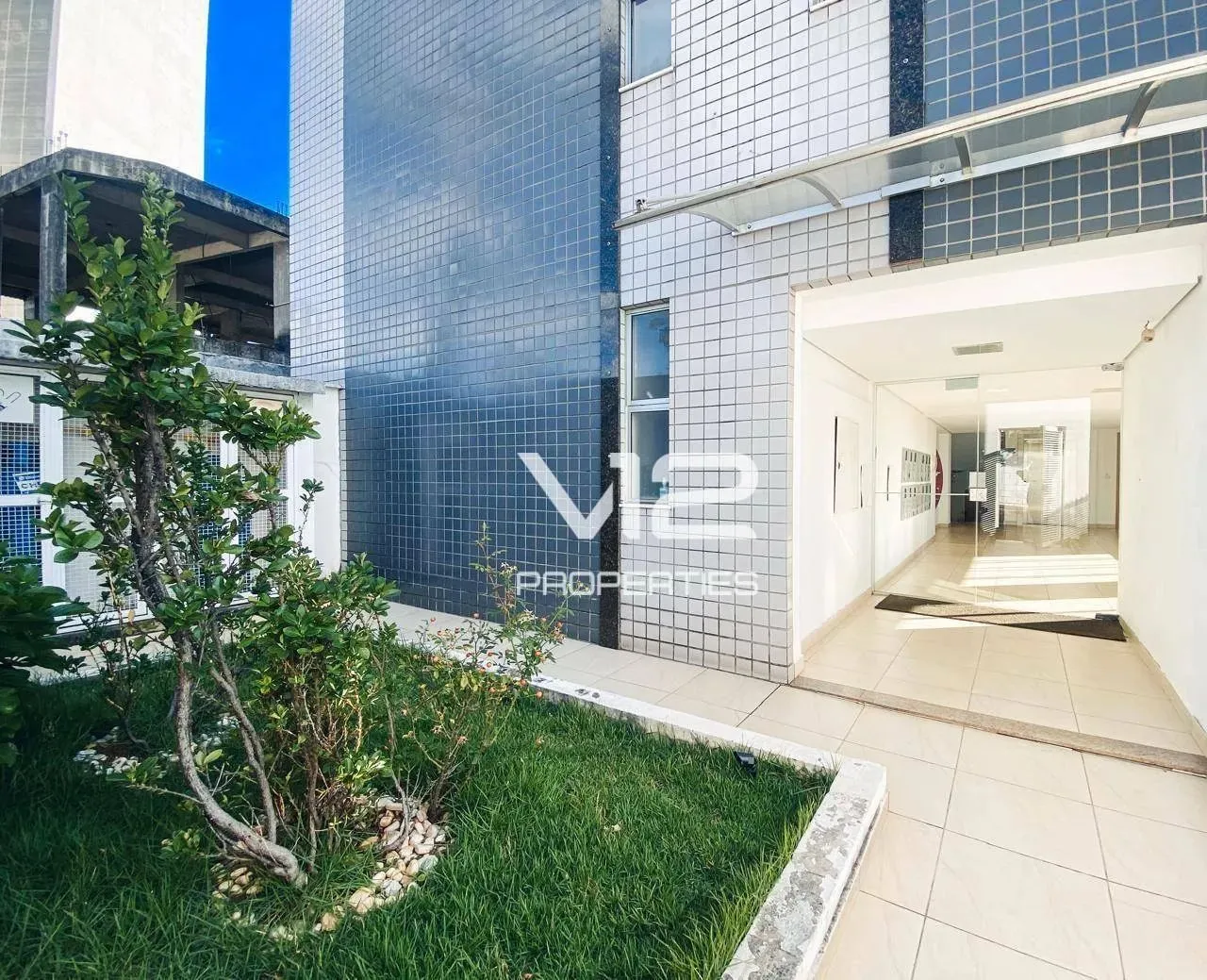 Cobertura com 2 suítes para alugar, 128 m² - Estoril - Belo Horizonte/MG